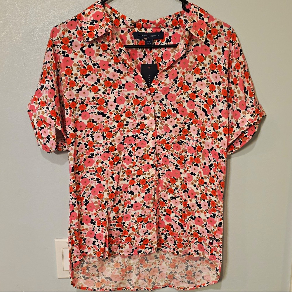 Tommy Hilfiger Pink Floral Collared Button-Up Short Sleeve Blouse Size S #390
